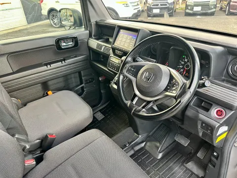 Honda N-VAN Plus Style