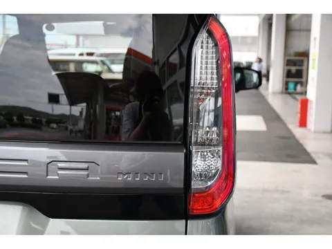 Mitsubishi Delica Mini