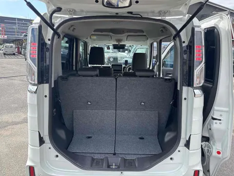 Suzuki Spacia Custom