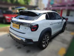Lynk & Co Lynk & Co 02