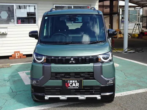 Mitsubishi Delica Mini