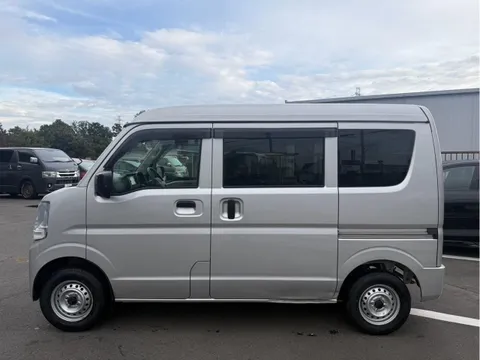 Nissan Clipper