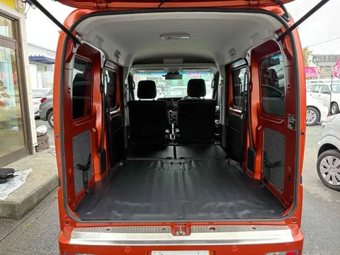 Toyota Pixis Van