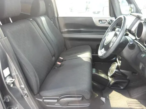 Honda N-BOX Slash