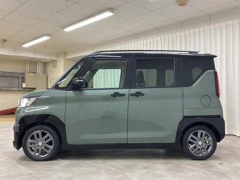 Mitsubishi Delica Mini