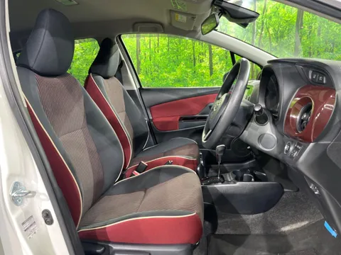 Toyota Yaris (Vitz)