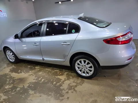 Renault SM3
