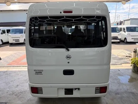 Nissan Clipper