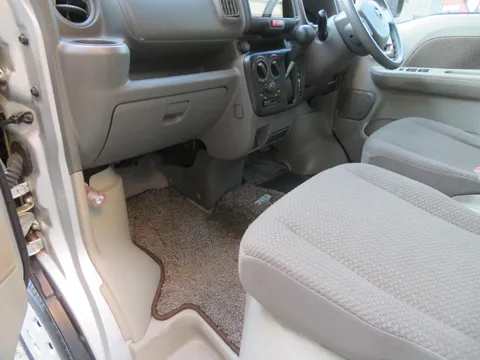 Nissan Clipper
