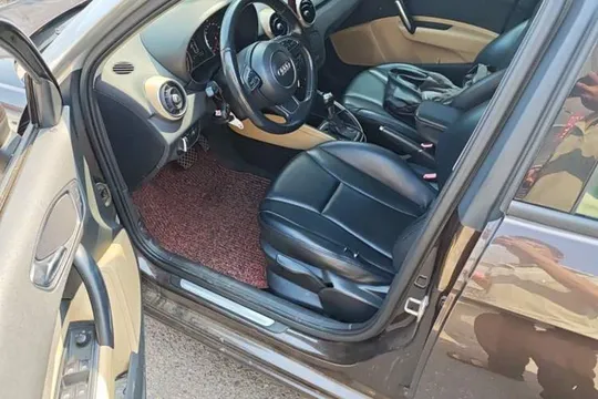 Audi A1