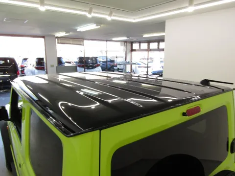 Suzuki Jimny Sierra