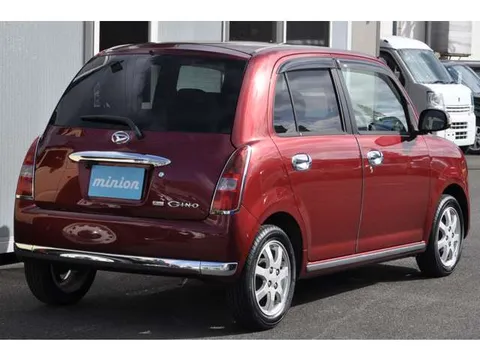 Daihatsu Mira Gino