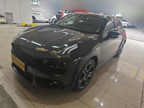 Lynk & Co 02