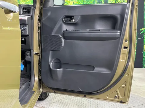 Toyota Pixis Mega