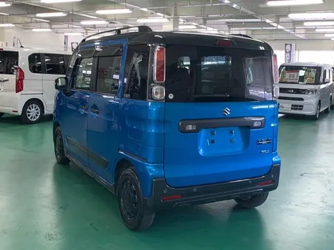 Suzuki Spacia Gear