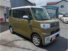 Toyota Pixis Mega