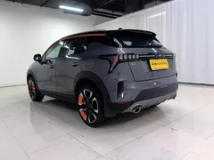 Lynk & Co Lynk & Co 06