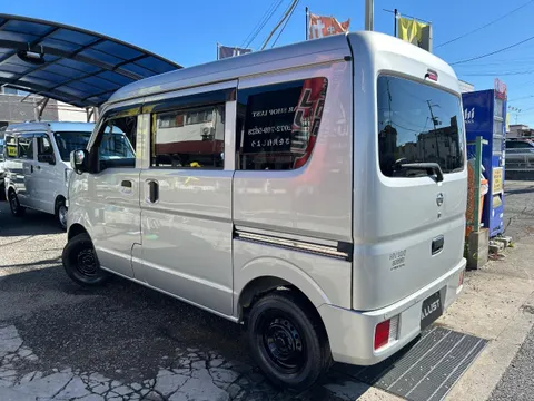 Nissan Clipper