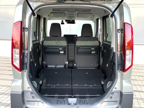 Suzuki Spacia Gear