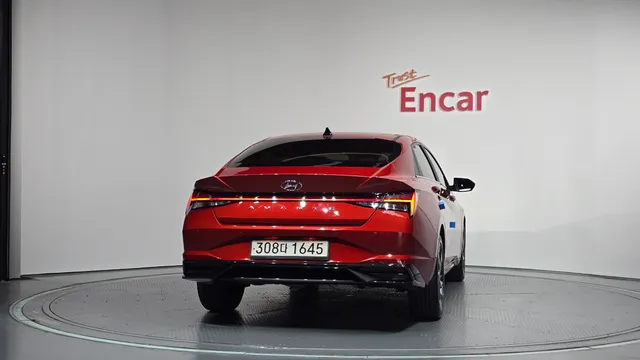 Hyundai Elantra (Avante)