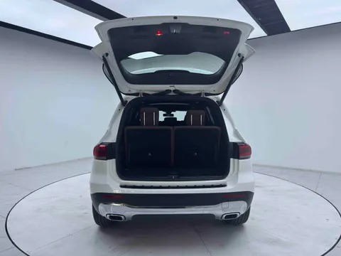 Mercedes-Benz Mercedes-Benz GLB