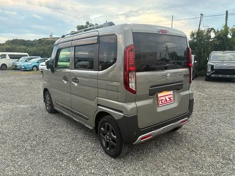 Suzuki Spacia Gear