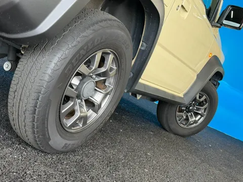 Suzuki Jimny Sierra