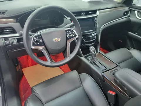 Cadillac XTS