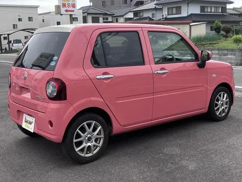 Daihatsu Mira Tocot