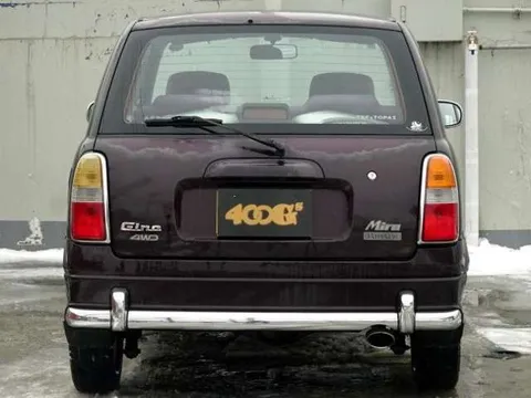 Daihatsu Mira Gino