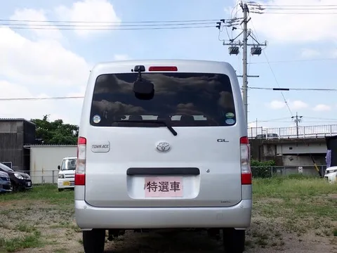 Toyota TownAce Van