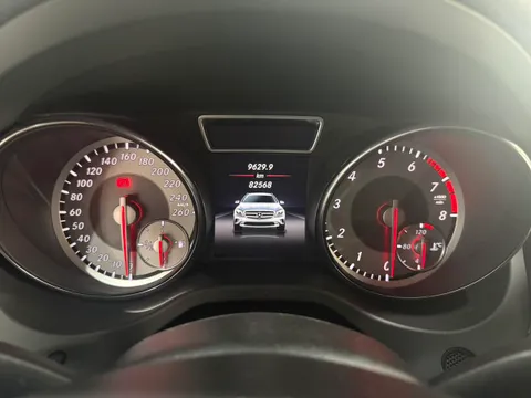 Mercedes-Benz Mercedes-Benz GLA