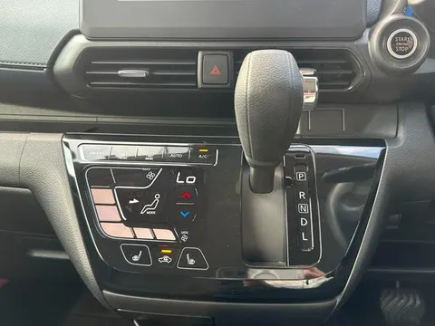 Mitsubishi eK X