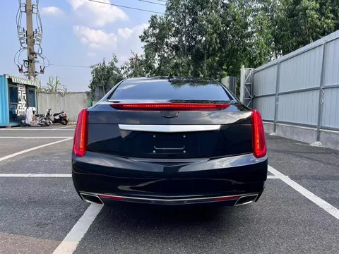 Cadillac XTS
