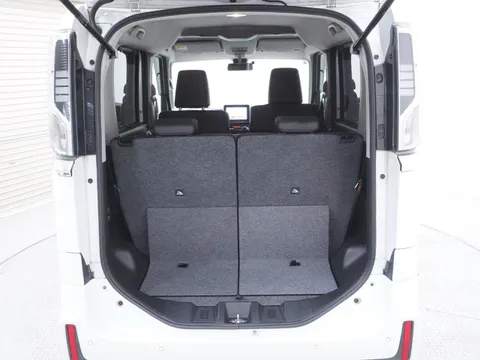 Suzuki Spacia Custom