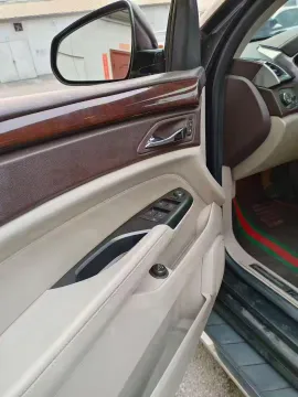 Cadillac SRX