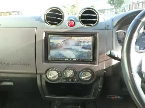 Mitsubishi Pajero Mini
