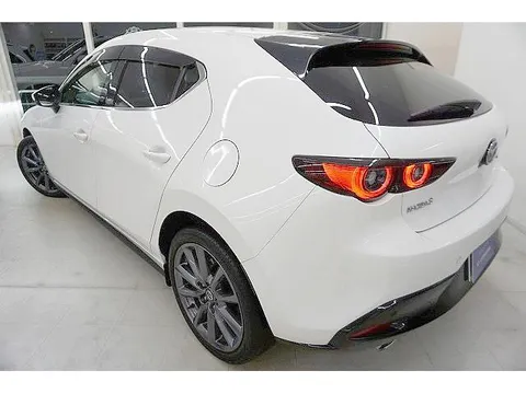 Mazda MAZDA3 Fastback