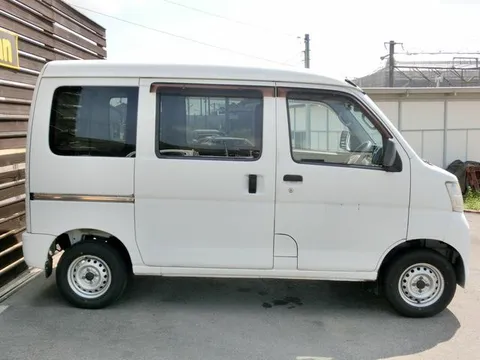 Daihatsu Hijet Cargo