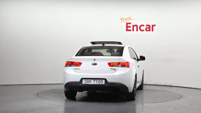 Kia Cerato (Forte)