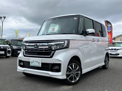 Honda N-BOX Custom
