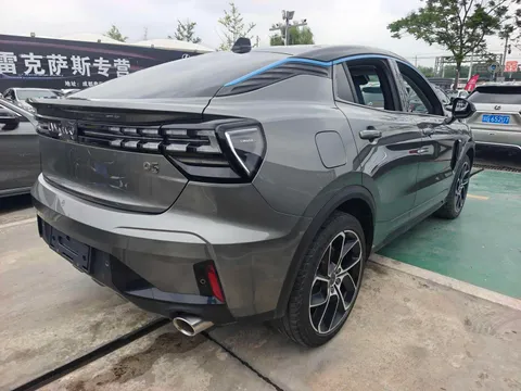 Lynk & Co 05