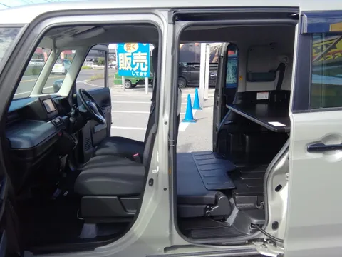 Suzuki Spacia Base
