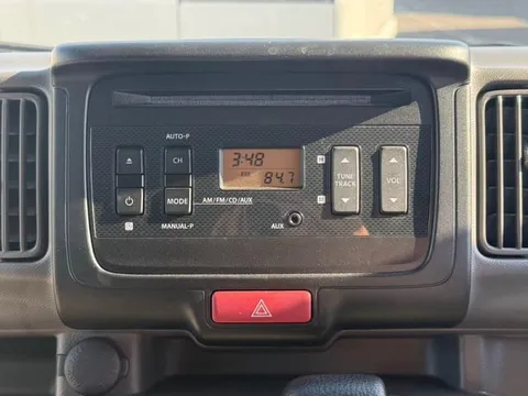 Nissan Clipper