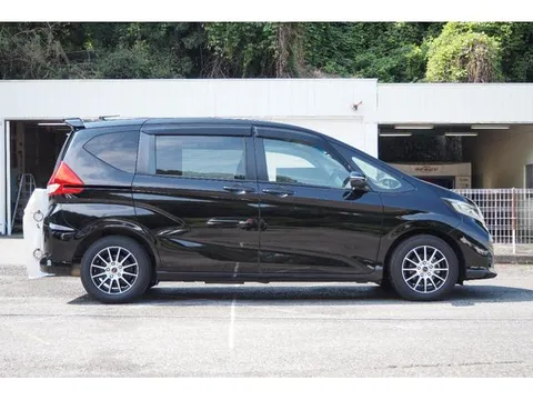 Honda Freed Plus