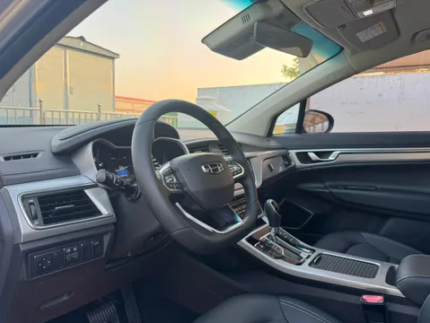 Geely Emgrand GS