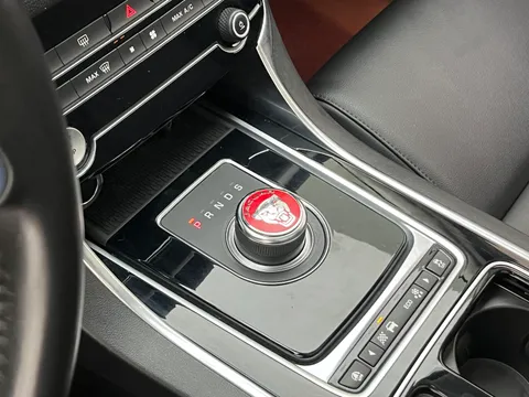 Jaguar XFL