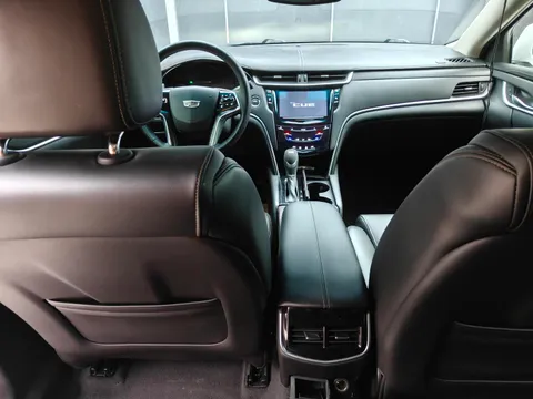 Cadillac XTS