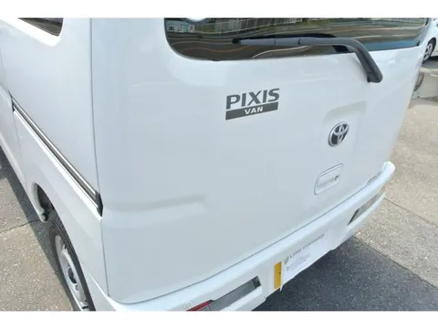 Toyota Pixis Van