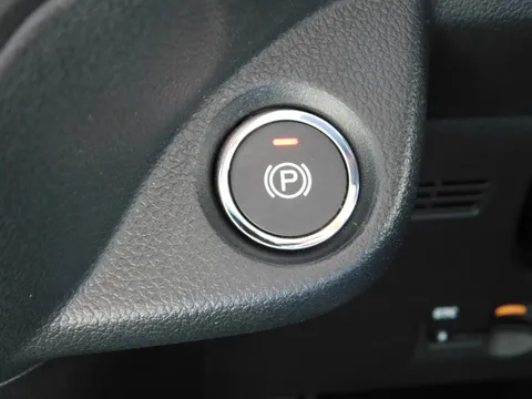 Honda N-BOX Slash